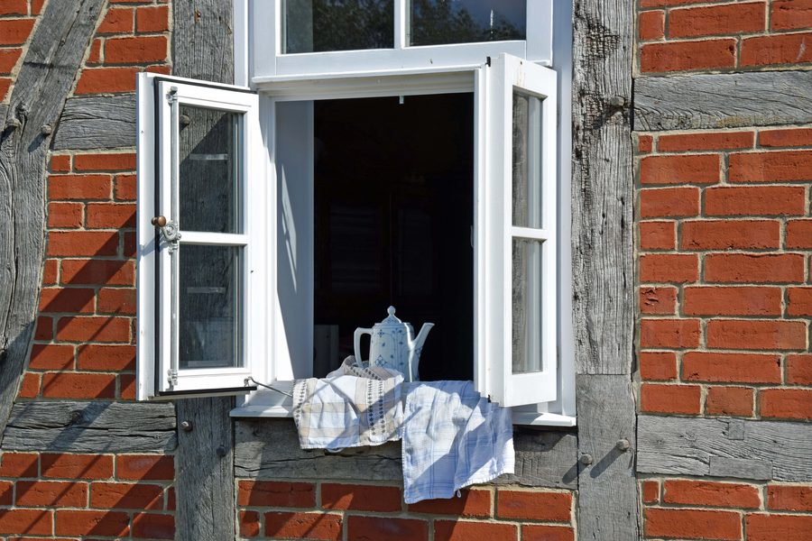 Casement window